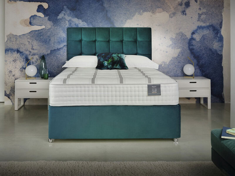 Sleepeezee Ortho Bespoke Gold 2000 Divan Set - Image 5