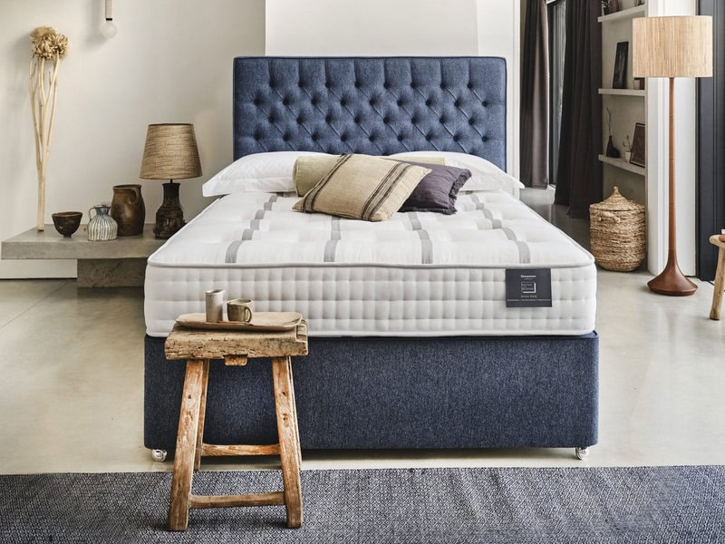 Sleepeezee Ortho Bespoke Silver 1600 Divan Set