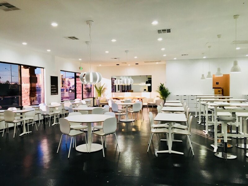 The Modern Vegan is a new vegan restaurant in Las Vegas. For more vegan restaurants in Las Vegas and other vegan options, visit www.vegansbaby.com/vegansbaby2018