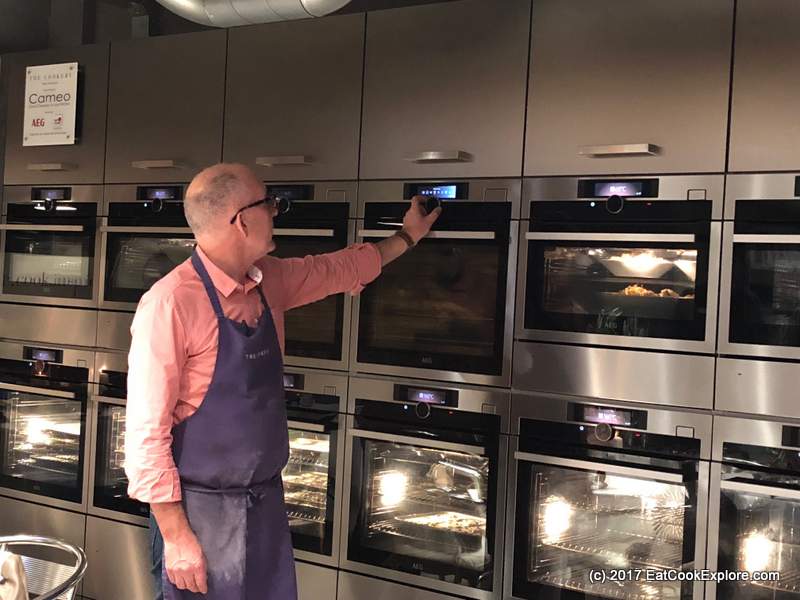 AEG Taste of Christmas AEG Domestic Ovens