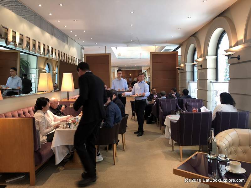 COMO The Halkin Afternoon Tea