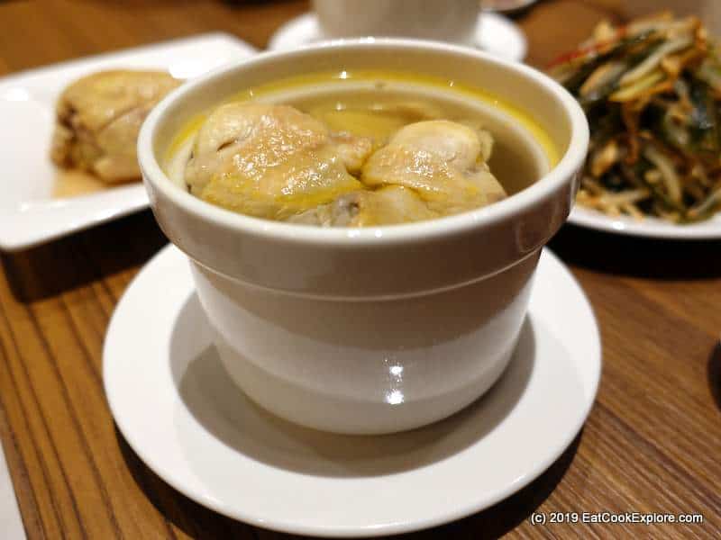 Din Tai Fung London Xiao Long Bao, Those Wontons and Noodles 10 Din Tai Fung London 6 hour steamed chicken soup