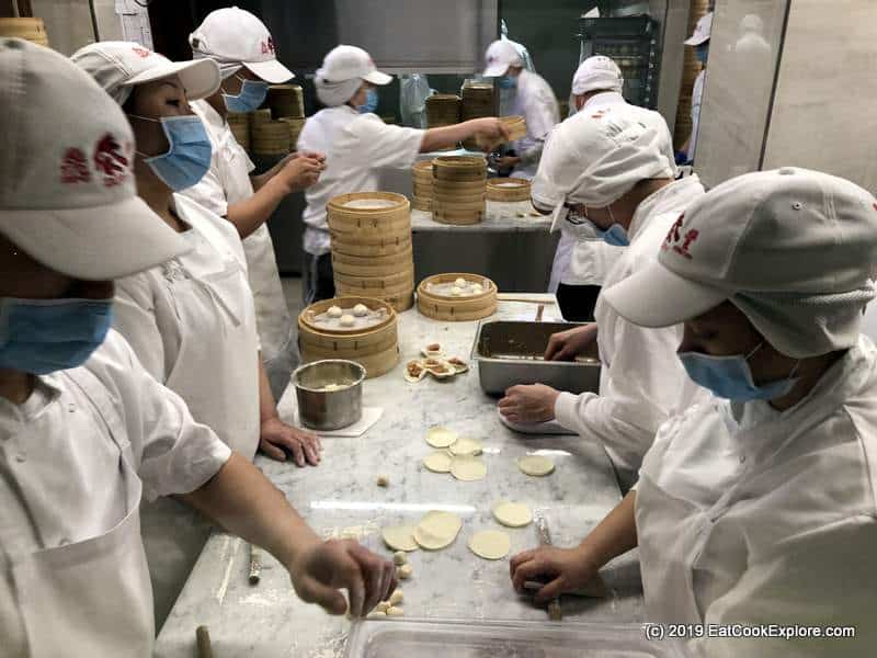 Din Tai Fung London Xiao Long Bao, Those Wontons and Noodles 5 Din Tai Fung London How they make xiao long bao