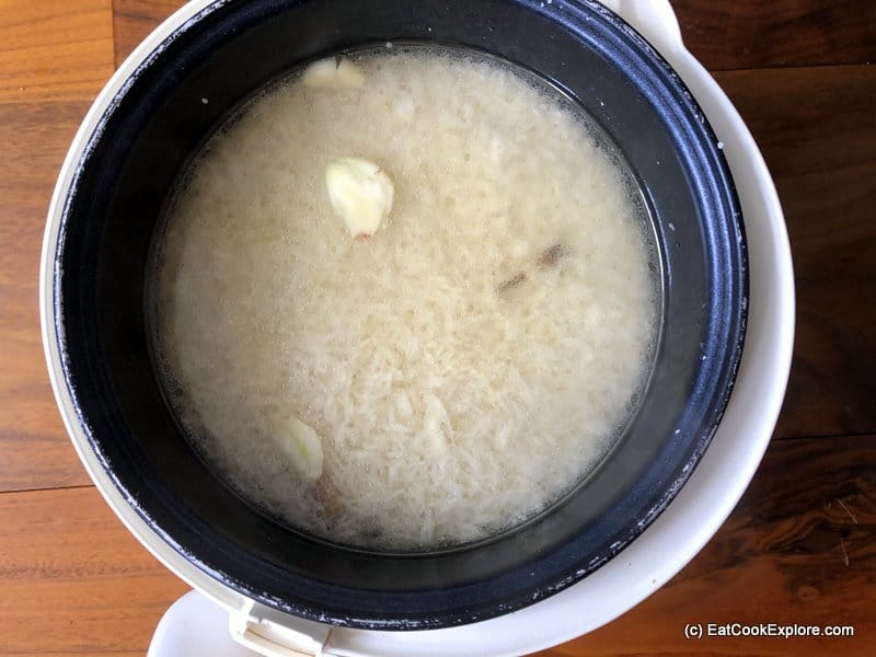 Hainanese Chicken Rice 6 How to Chicken Rice with chicken fat in a rice cooker