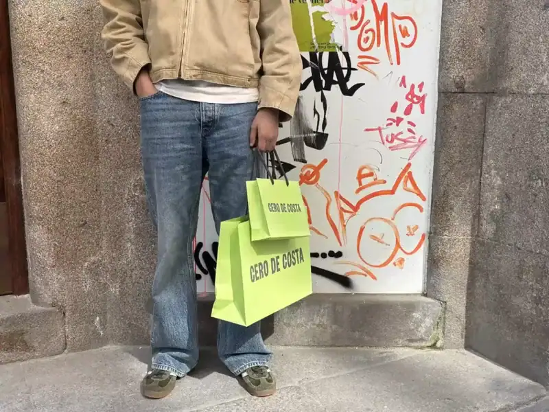 Bolsas de papel premium para moda Cero de Costa en Vigo, Pontevedra y Coruña