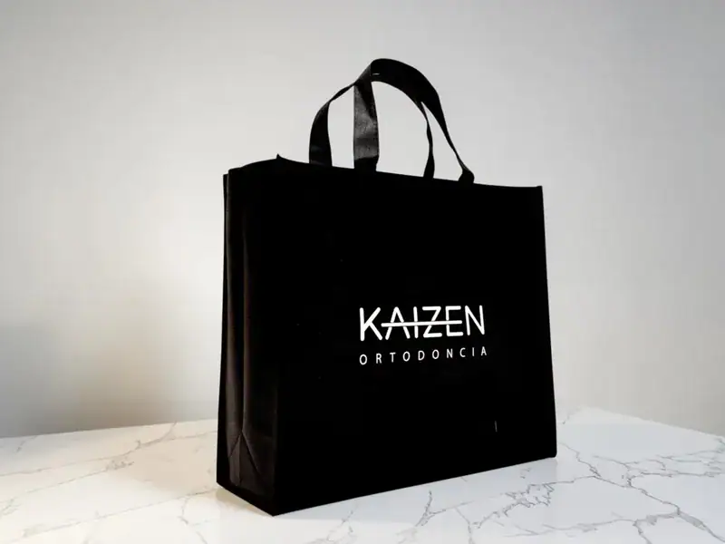Bolsas de tela sintetica para ortodoncia Kaizen en Marbella