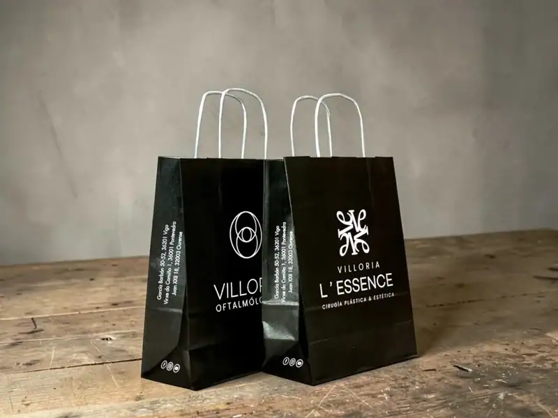 Bolsas de papel asa rizada para estetica Villoria en Vigo