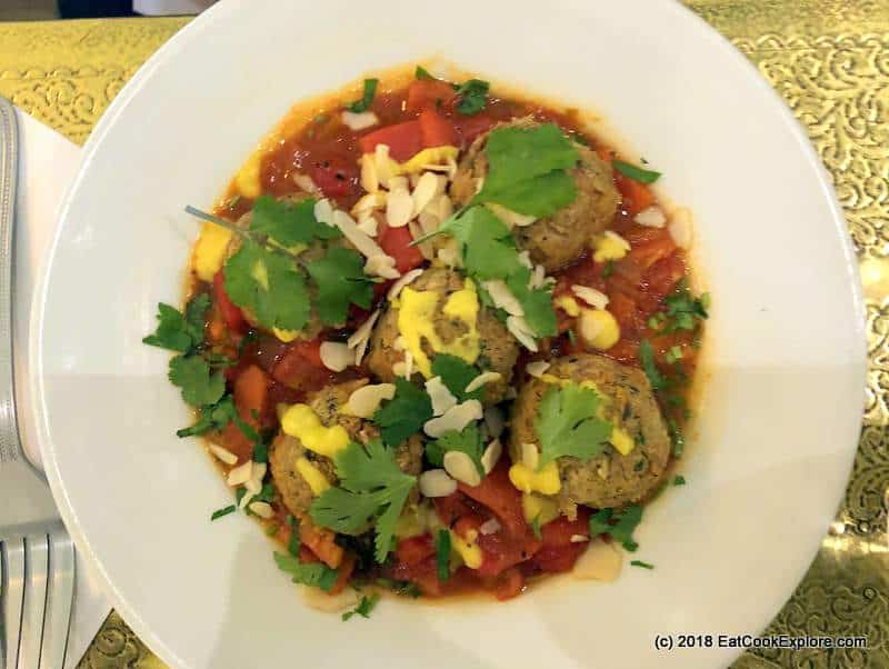 Mindful Chef's vegan supper at Comptoir V for Veganuary 3 herby falafel, shakshuka with turmeric drizzle
