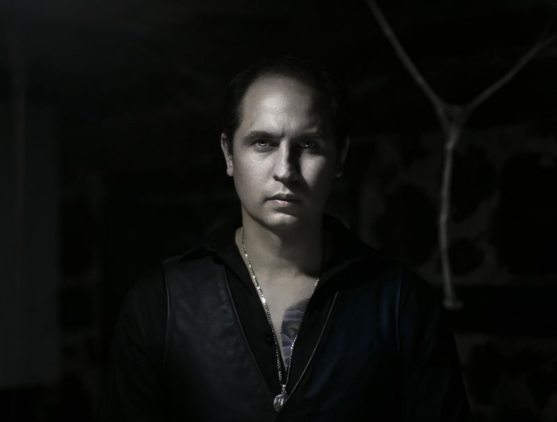 Mindreader Jaymes White returns to Toronto with 8th annual Victorian Seance “The Isabella Street Séance”