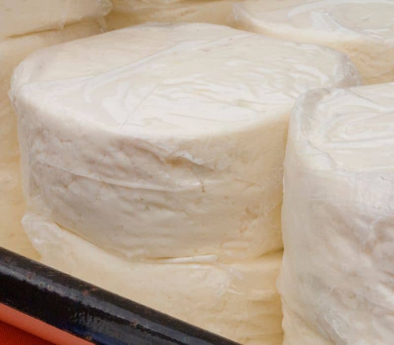 queso fresco, which can be used as a oaxaca cheese substitute