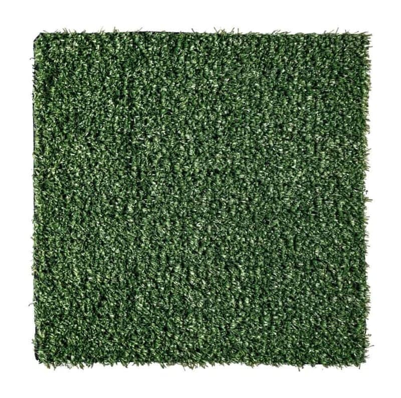 Tappeto artificiale verde per giardini e recreazioni, alta qualità, durevole e facile da installare.