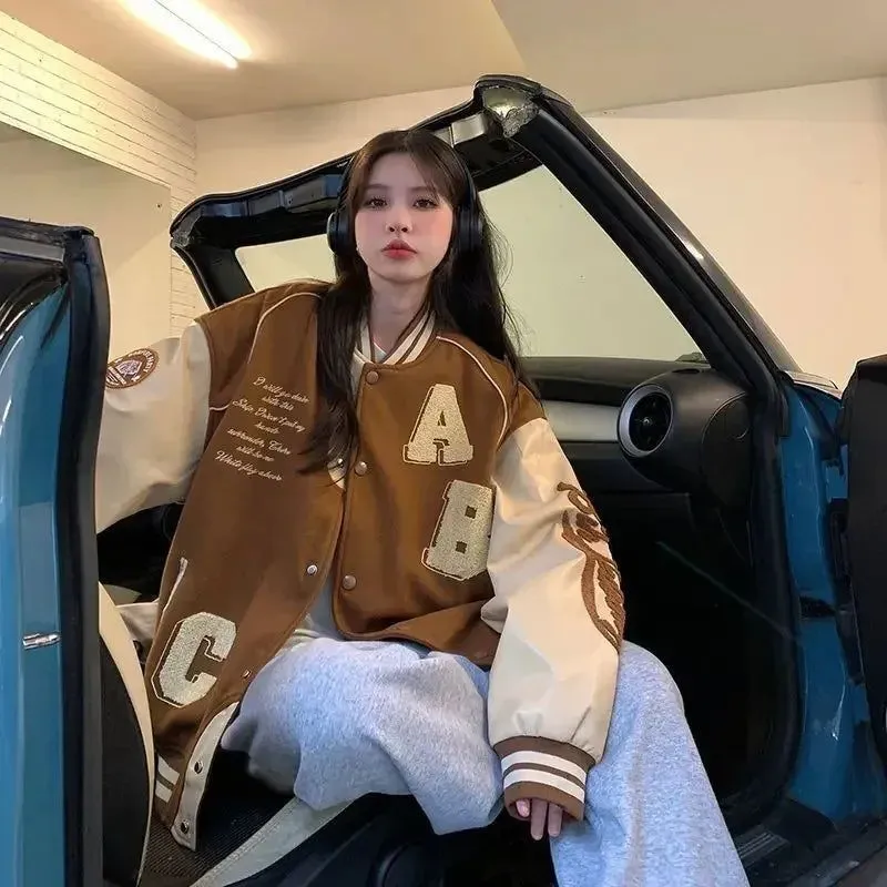 Tren Jaket Varsity 2025: Dari Kampus ke Streetwear Anak Zaman Now