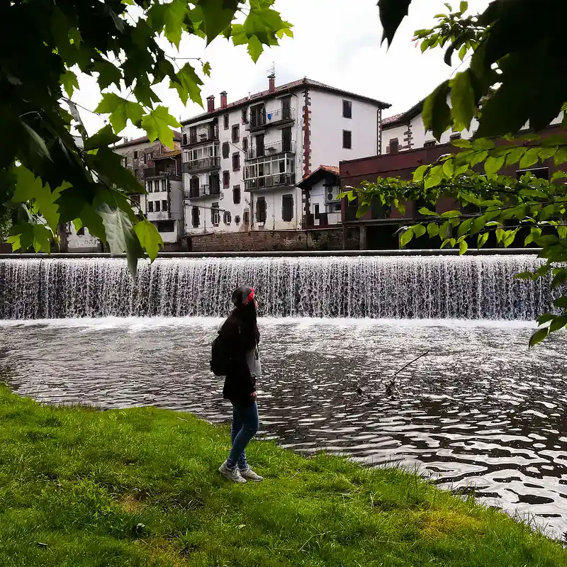 Los 10 pueblos más bonitos de Navarra_Río Bidasoa Elizondo_ClickTrip Los 10 pueblos más bonitos de Navarra_Río Bidasoa Elizondo_ClickTrip