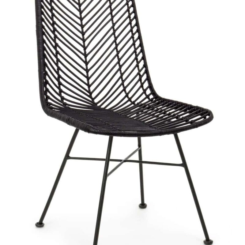 Sedie da giardino in rattan nero, design elegante e resistente perfette per ambienti esterni.