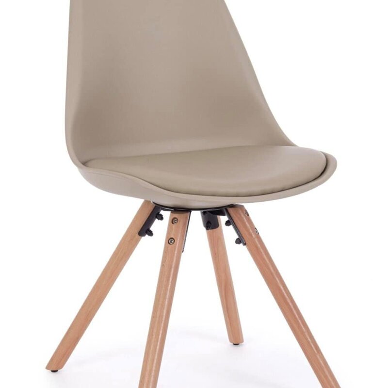Sedie ergonomiche moderne con rivestimento beige e gambe in legno naturale, perfette per ufficio o casa.