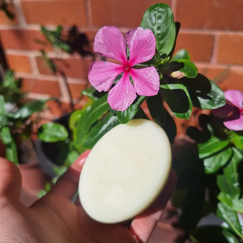 All-in-one skin & hair moisturiser