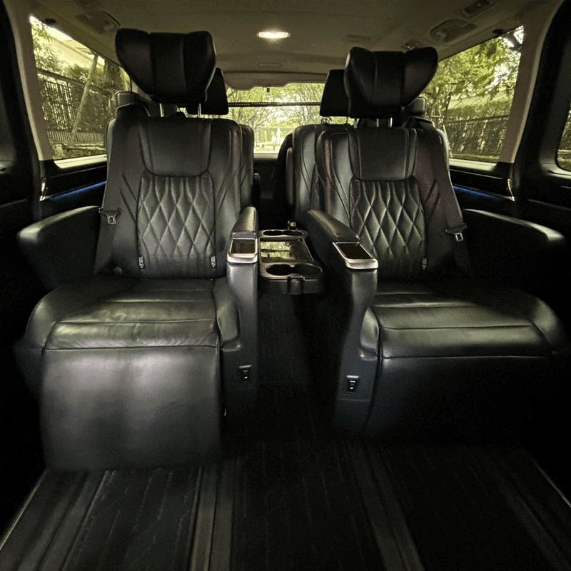 บริการเช่ารถ Toyota Majesty พร้อมคนขับมืออาชีพ – หรูหรา สะดวกสบาย ตอบโจทย์ทุกการเดินทาง