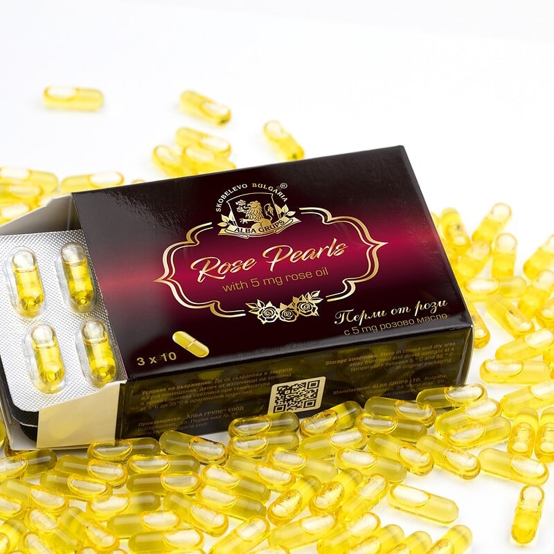 Food Suplement ROSE PEARLS with rose oil - 30 pcs