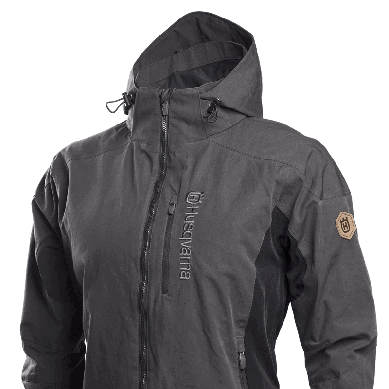 The wind and water repellent