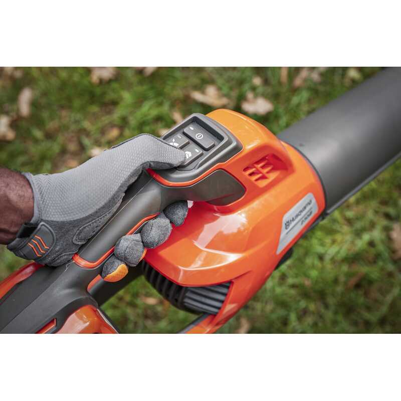 Husqvarna 230iB aku ja laadijaga - Image 4