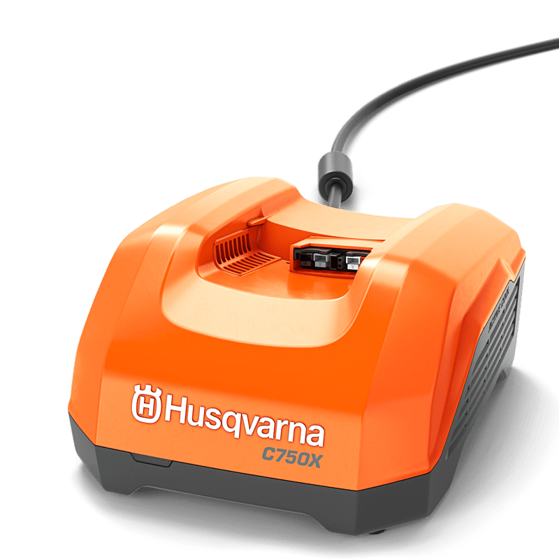 Husqvarna 40-C750X charger is an highly efficient fast charger optimised for rapid charging of high-capacity batteries within the flexible Husqvarna BLi-X 36V battery system. With 750W charging power and ActiveCool