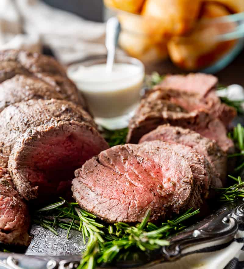 beef tenderloin with horseradish sauce