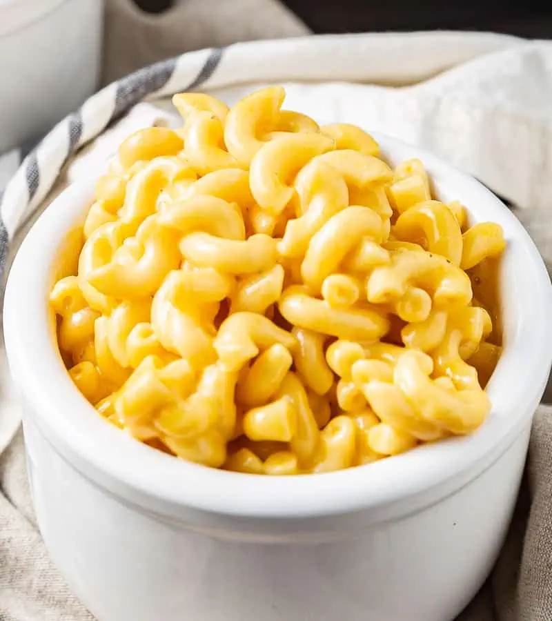 one serving of instant pot mac and cheese