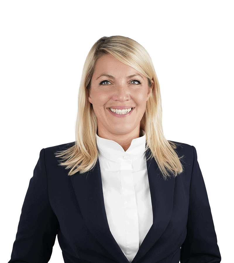 Portraitfoto von Laura Hübel.