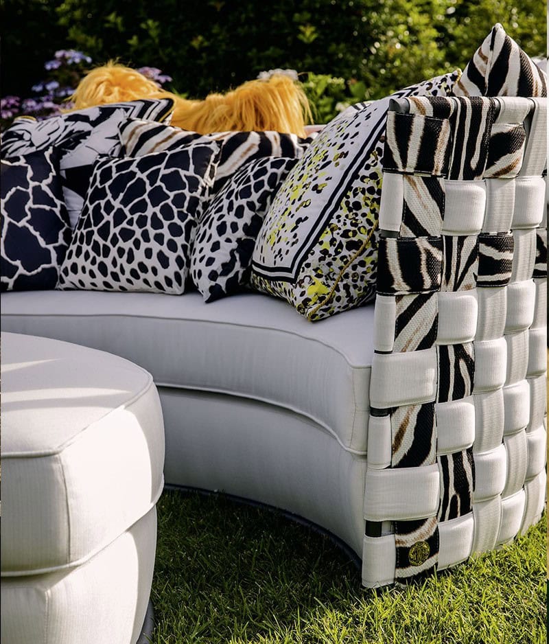 Roberto-Cavallis-Outdoor-Collection-Bring-Fierceness-To-Your-Space Roberto-Cavallis-Outdoor-Collection-Bring-Fierceness-To-Your-Space Roberto Cavalli's Outdoor Collection Bring Fierceness To Your Space roberto cavalli Roberto Cavalli’s Outdoor Collection Bring Fierceness To Your Space Roberto Cavallis Outdoor Collection Bring Fierceness To Your Space
