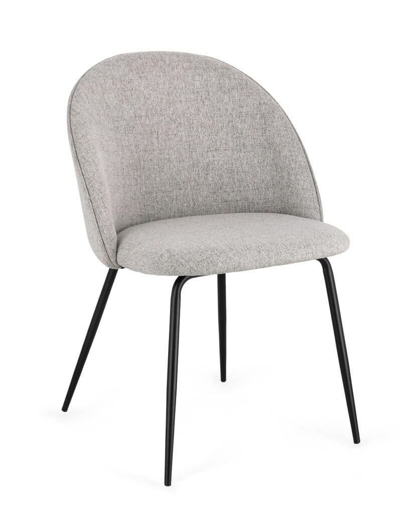 Sedia moderna con rivestimento tessile grigio chiaro e gambe nere in metallo. Perfetta per l’arredo contemporaneo.