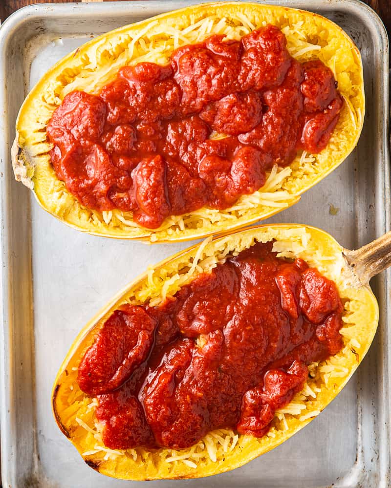 spaghetti squash topped with marinara sauce