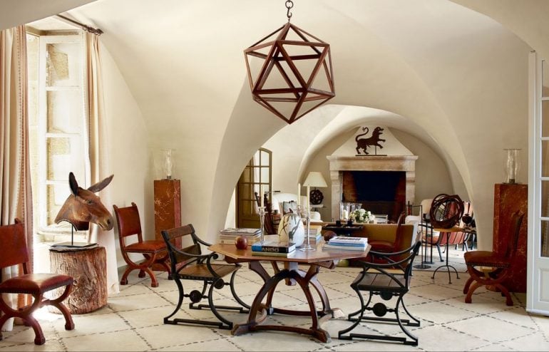 François-Catroux’s-Rustic-Province-Home-Is-A-Dream-Come-True_7 François-Catroux’s-Rustic-Province-Home-Is-A-Dream-Come-True_7 François Catroux’s Rustic Province Home Is A Dream Come True_7 françois catroux François Catroux’s Rustic Province Home Is A Dream Come True Fran ois Catroux s Rustic Province Home Is A Dream Come True 7
