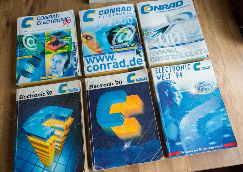 Dick wie Duden: die Hauotkataloge von Conrad Electronic (Foto: privat)