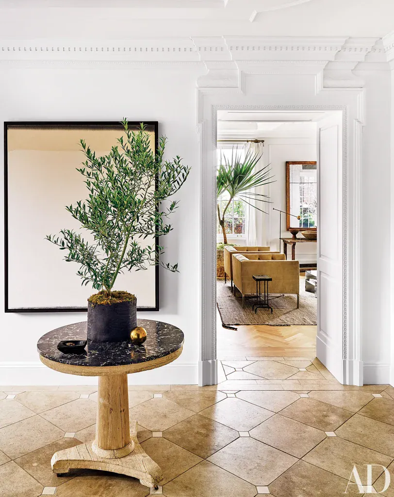 entryway decor ideas 42 Entryway Decor Ideas For A Fantastic First Impression 16 812x1024