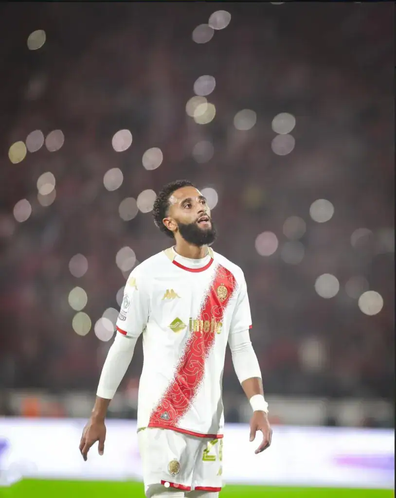 ALT= Walid Nassi espère devenir titulaire avec le WAC, mais accepte sa situation de remplaçant.