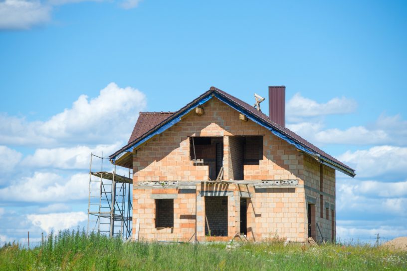 Immobilienkäufer sollten den Ablauf des Kaufgeschäfts kennen.