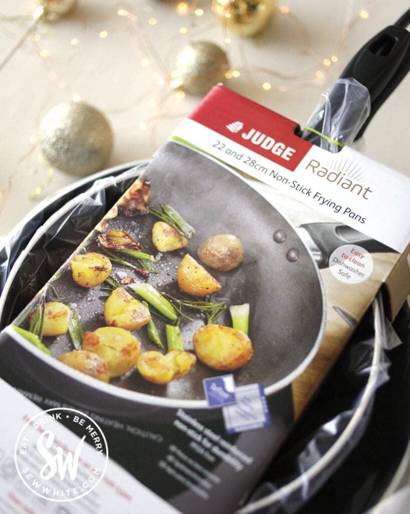 The best lifestyle pieces for Christmas – Home Gift Guide 2021