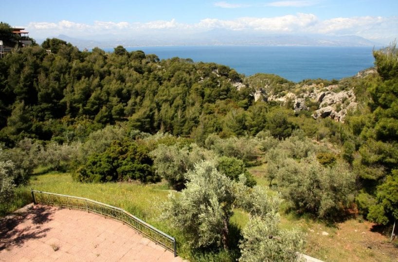 villa overlooking gulf of Corinth