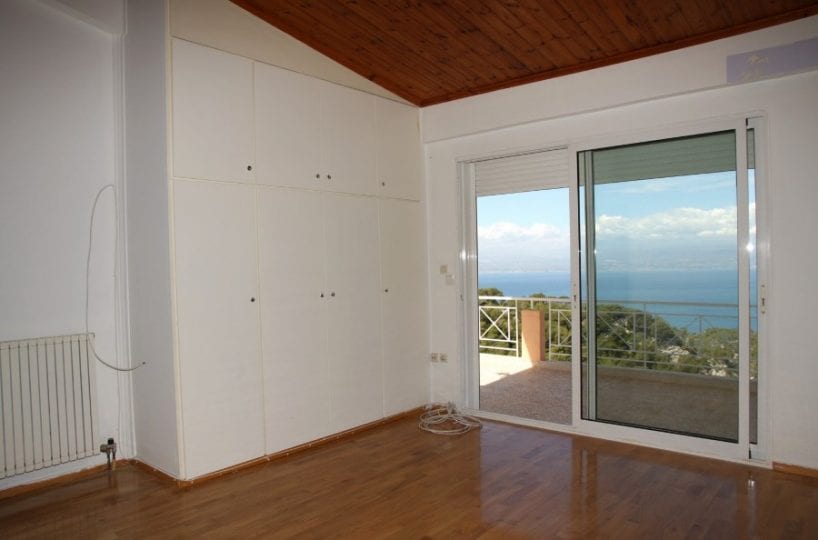 villa overlooking gulf of Corinth