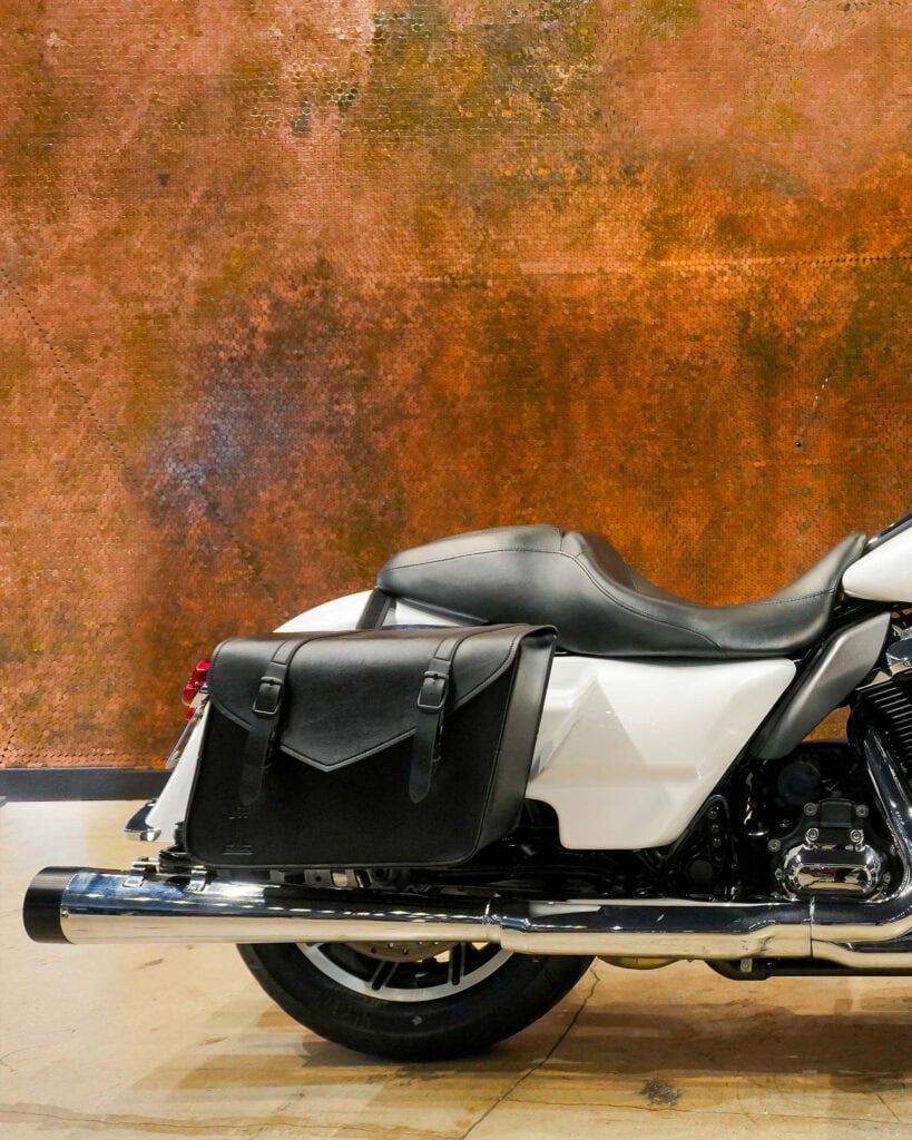 2021 HARLEY DAVIDSON ROAD KING