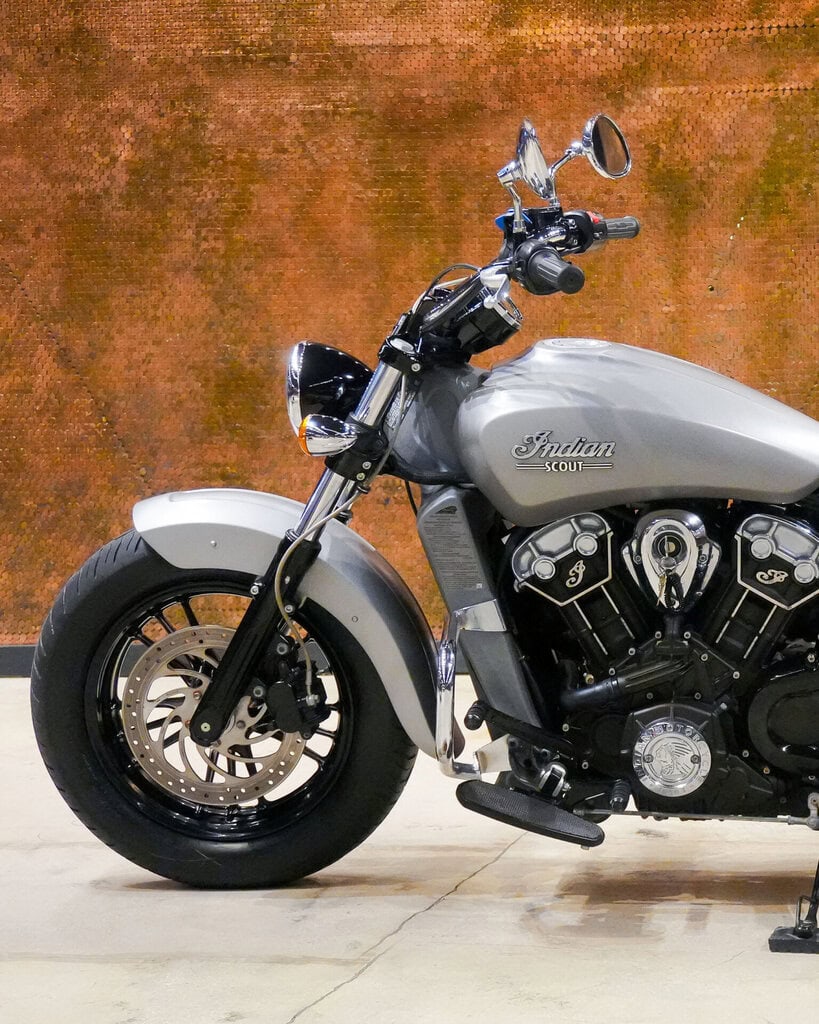 2015 INDIAN SCOUT