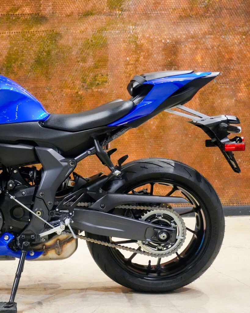 2024 YAMAHA R7