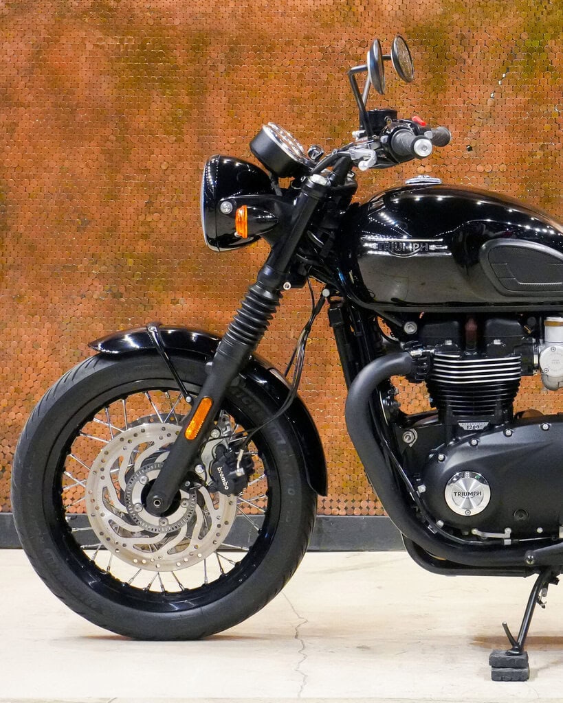 2023 TRIUMPH BONEVILLE T120 BLACK