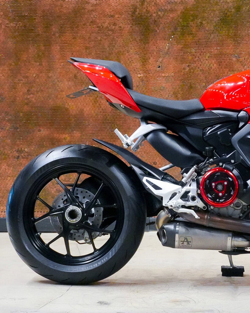 2024 DUCATI STREETFIGHTER V2 AB006735