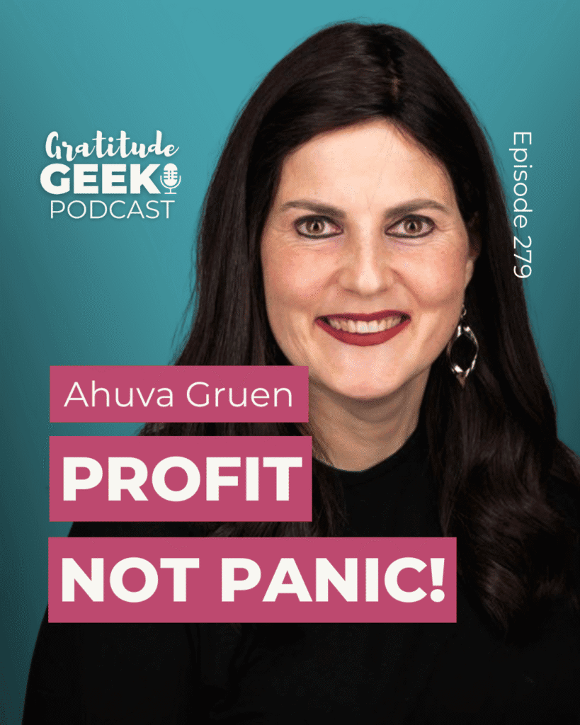 Learn how to achieve financial clarity as a solopreneur with practical, empowering strategies from fractional CFO Ahuva Gruen. Stop panicking, start profiting!