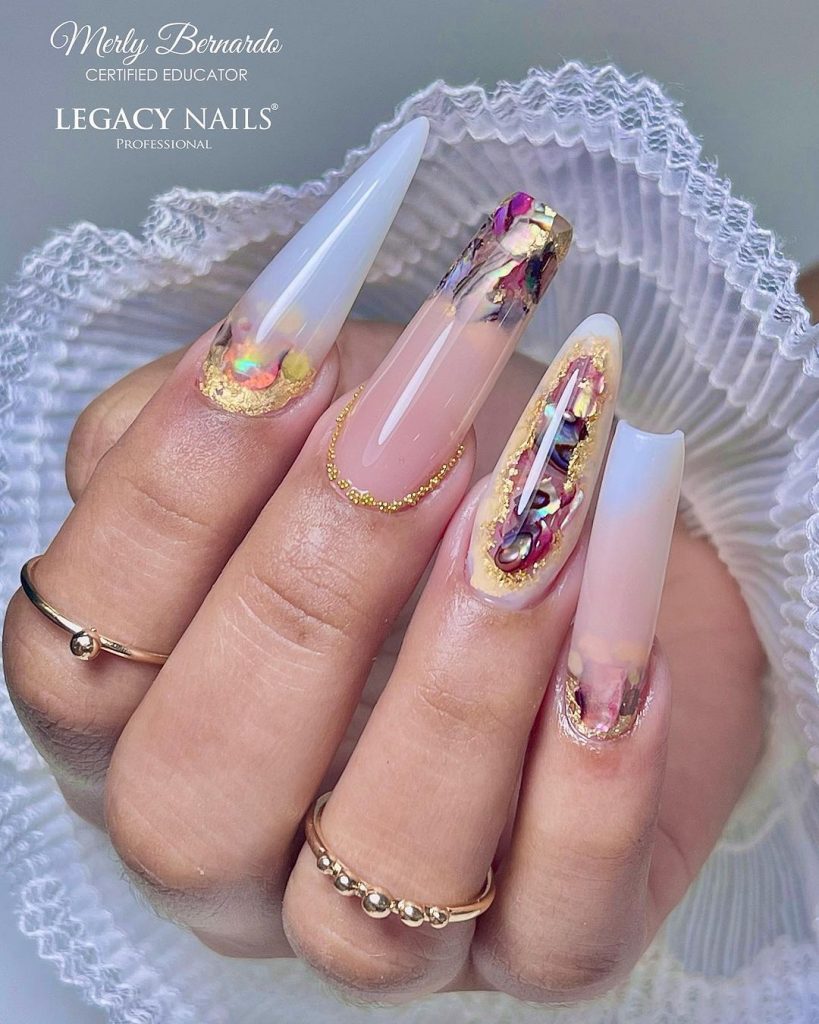 Explorando los Estilos de Puntas en Uñas Acrílicas con LEGACY NAILS: Cuadrada, Almond, Coffin y Stiletto 3 372690386 18311183404101348 6049747654570198370 n 1