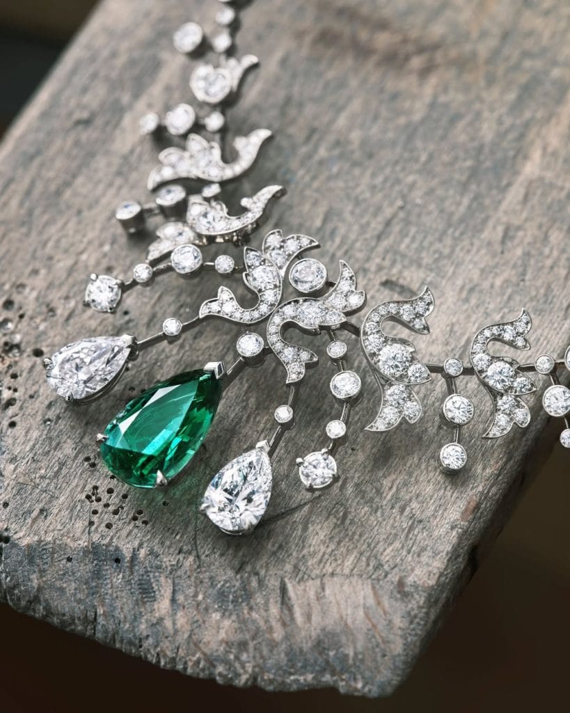 Luxury-Jewelry-Trends-Timeless-and-Classic-Designs-Youll-Love_3-819x1024 Luxury-Jewelry-Trends-Timeless-and-Classic-Designs-Youll-Love_3-819x1024 Luxury Jewelry Trends Timeless and Classic Designs You'll Love_3 luxury jewelry Luxury Jewelry Trends: Timeless and Classic Designs You’ll Love Luxury Jewelry Trends Timeless and Classic Designs Youll Love 3 819x1024