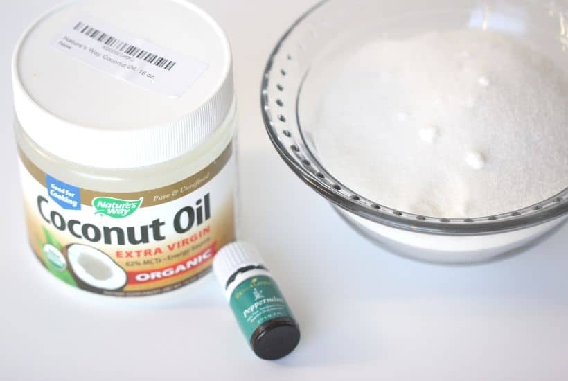 We all could use some pampering now and then. This DIY Peppermint Sugar Scrub made with essential oil is a perfect way. This sugar scrub is easy to make and is a great Christmas Mason Jar gift idea. Grab a mason jar and make a batch of this easy scrub for family and friends. #masonjargift #sugarscrub #essentialoils