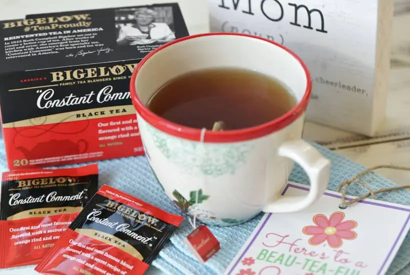 Surprise mom, or grandma, or Aunt Jane with this "You're Beau-TEA-ful" DIY Mother's Day Gift Idea. Download the free printable gift tag to attach to your gift. #TeaProudly, #Ad, #MyConstantComment #GiftIdea #GiftBasket #Printables #MothersDayGift