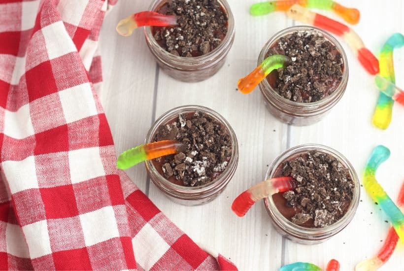 Hey howdy hey! Need some fun Toy Story Party Ideas? These Sheriff Woody Dirt Cups will be a big hit at your next birthday party. Check them out plus these other fun Toy Story Birthday Party ideas. #toystory #toystorypartyideas #toystorybirthdayparty #pixarparty #disneytips #dirtcups